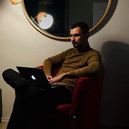 Papa Daniel | Сватбен фотограф, București, Румъния